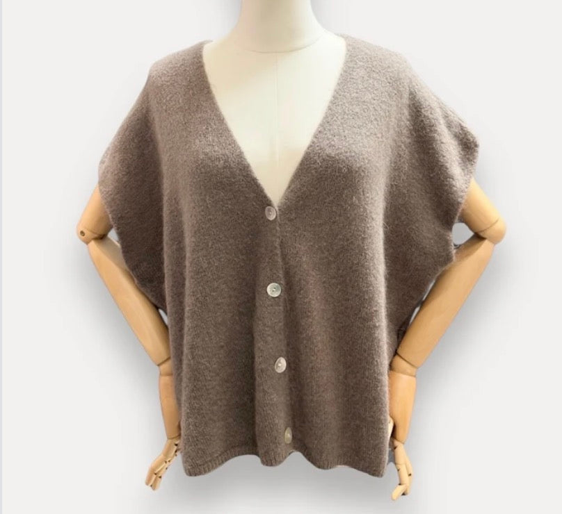 Sleeveless Knit Waistcoat